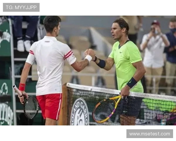 世界网球锦标赛激战正酣 纳达尔与德约科维奇强势晋级四强